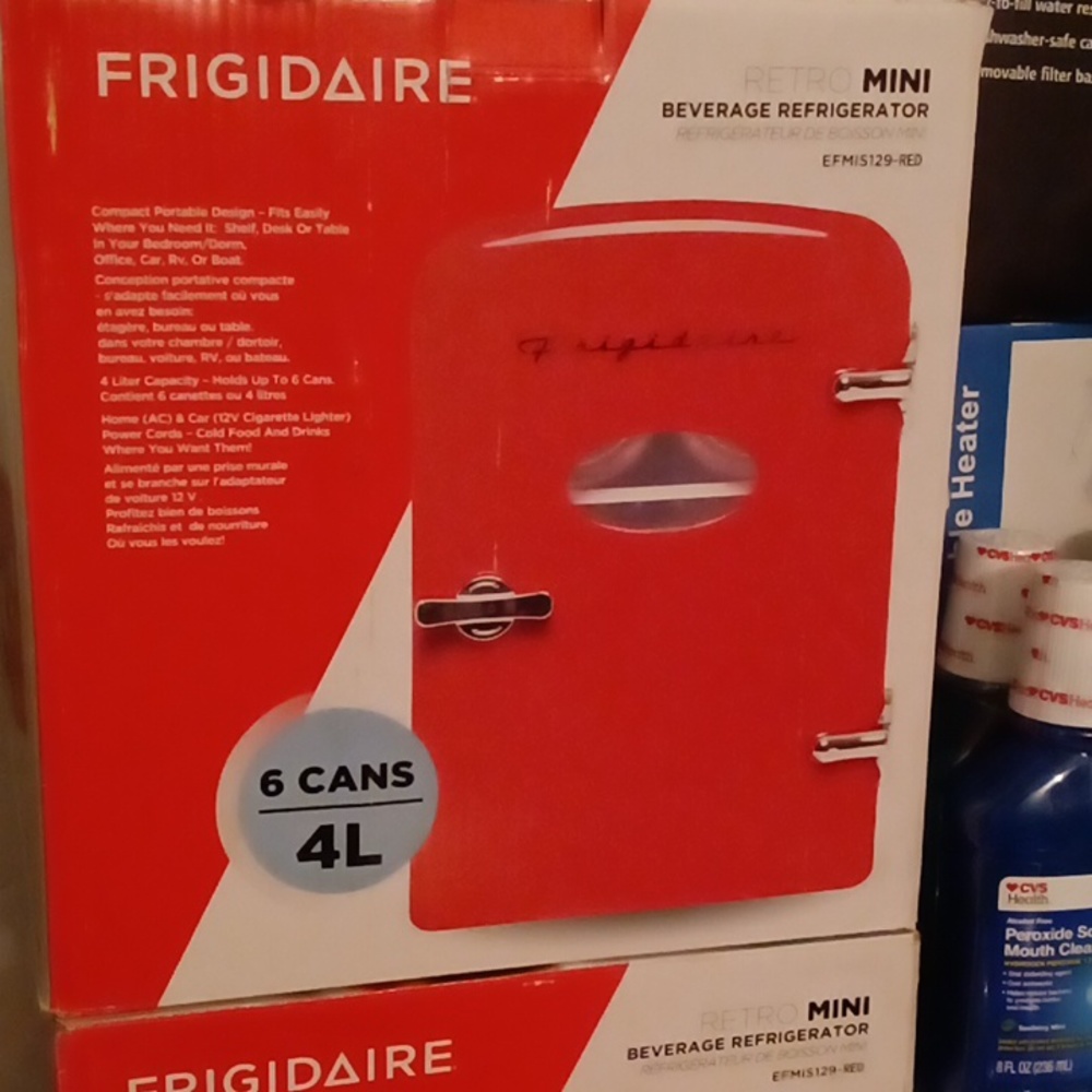 Retro Mini fridge